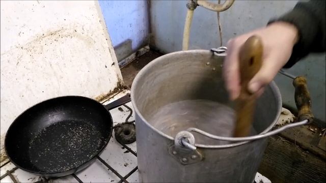 Очистка сковороды от накипи смотреть онлайн