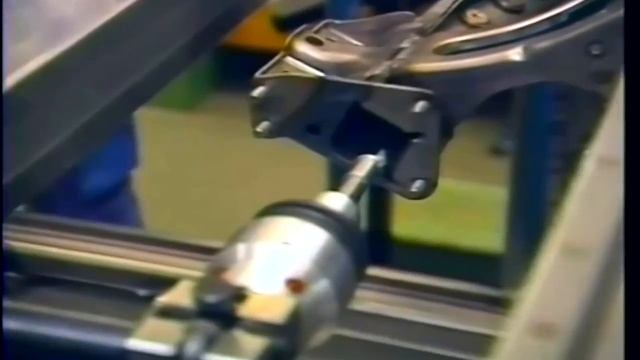 W124 -  Production On Plant Mercedes In Sindelfingen #w124