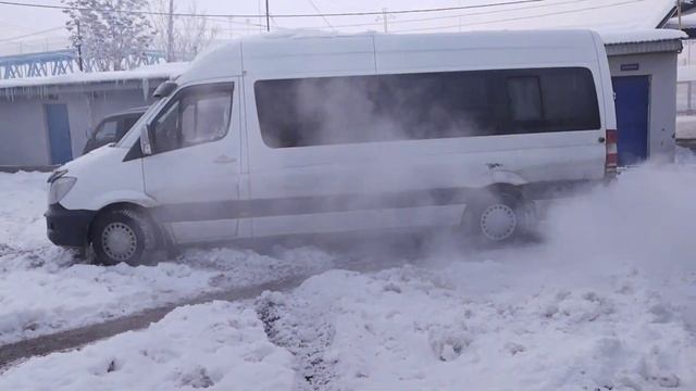 Спринтер —22 градуса. заводим на газу. ГБО на морозе. смотреть онлайн