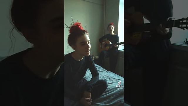 #девушка очень красиво поет #the girl sings very beautifully смотреть онлайн