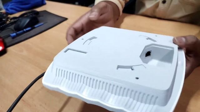 How To Configure Tplink Eap245 Ceiling Mount Access Point | VJIT