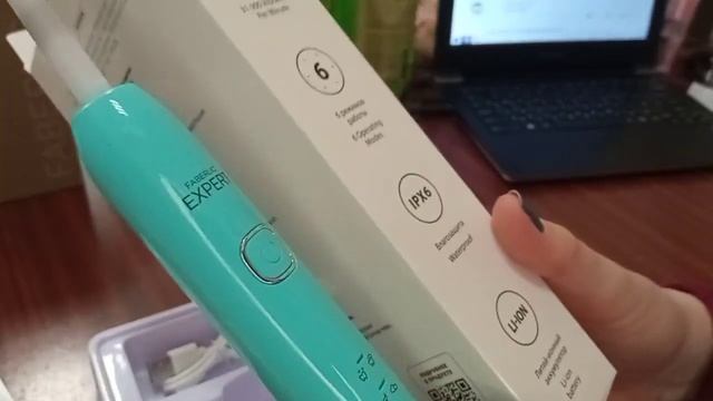 Электрическая зубная щетка от Фаберлик смотреть онлайн