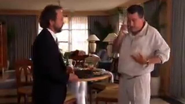 Analyze This - Paul Vitti calls Primo to talk things over - captioned смотреть онлайн