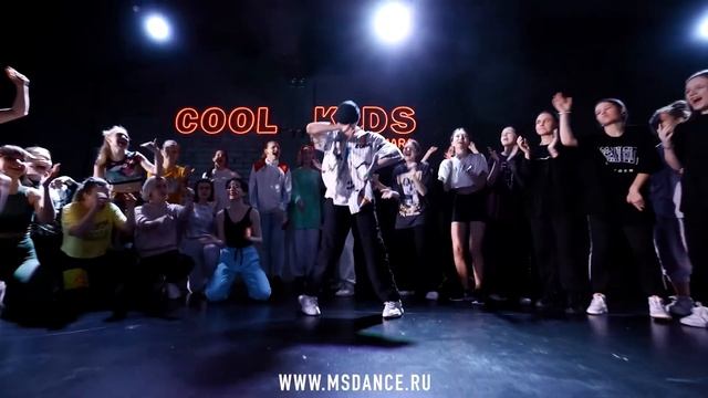 Герман Ромазанов | Преподаватель Electro Dance в Центре Танца MAINSTREAM смотреть онлайн