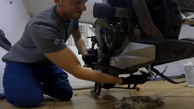 cambio de aceite para suzuki gixxer 250 (ipone katana), comparto mi experiencia. #suzuki #gixxer смотреть онлайн