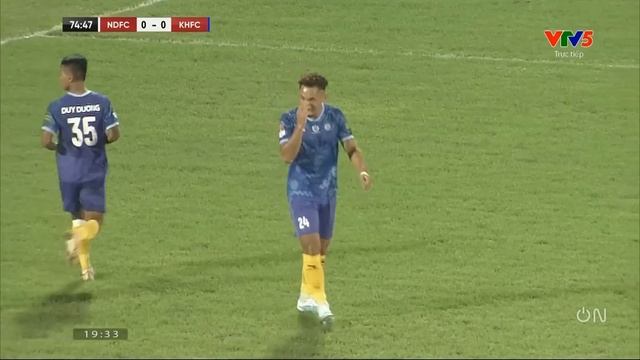 Highlights Nam Định vs Khánh Hòa | Đôi công nghẹt thở - sao Khánh Hòa hóa Messi - 11m tranh cãi смотреть онлайн