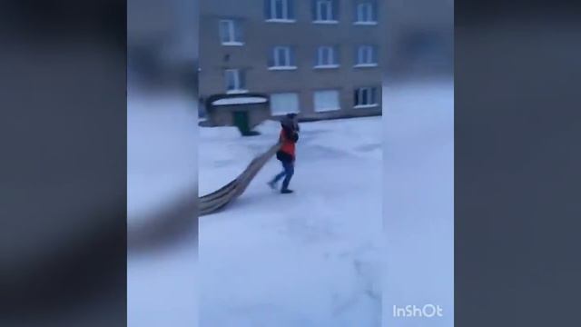 Как правильно выбивать ковер ? Run смотреть онлайн