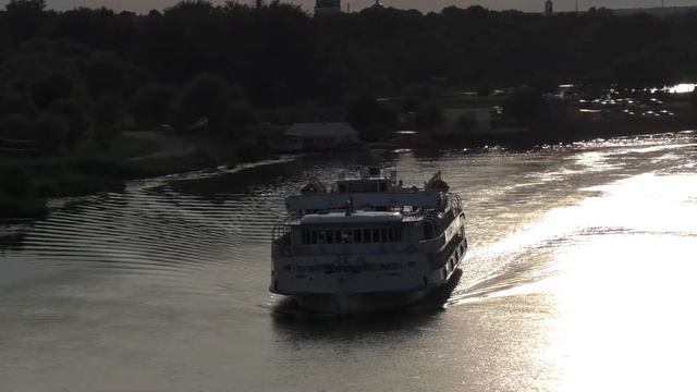 Теплоход Сергей Образцов