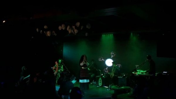 Niyaz feat. Azam Ali