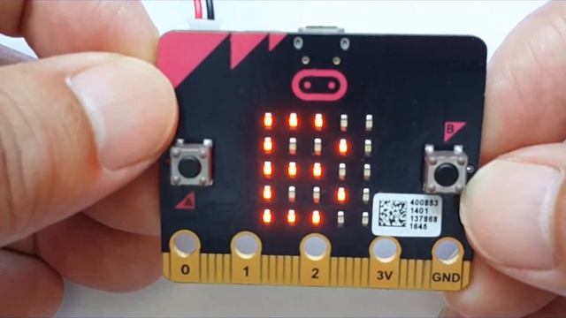 Python 11 BBC Microbit 水平儀測試 смотреть онлайн