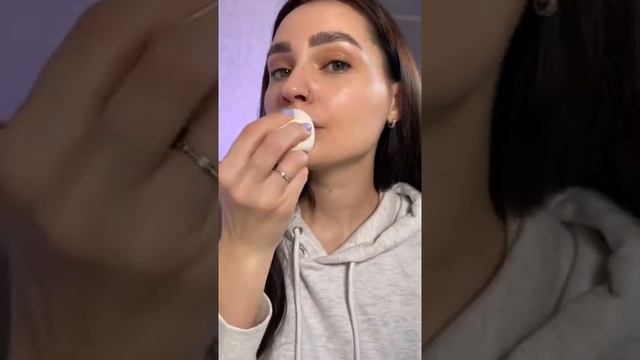 СЕКРЕТ БЕЛОРУССКОЙ МАТОВОЙ ПОМАДЫ #бьютиблогер #макияжгуб #матоваяпомада #косметика #беларусь смотреть онлайн