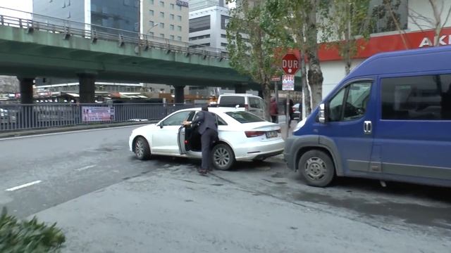 Walk around Istanbul. Sapphire-Levent-Shishli-Taksim. смотреть онлайн