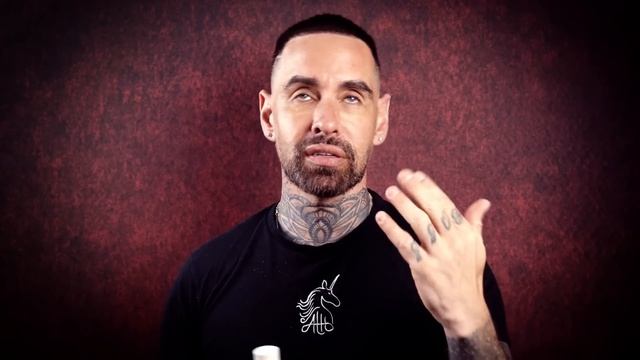 Perfumer Reviews 'Vanilla Diorama' by Dior смотреть онлайн