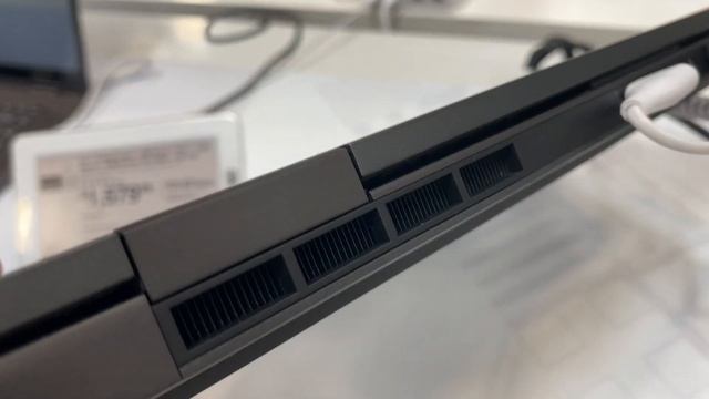 Omen 16.1 Gaming Laptop With AMD Risen 6800 смотреть онлайн