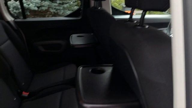 Toyota Proace City Verso 2020 смотреть онлайн