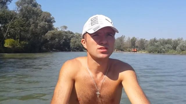 лодка BARK - 240C (розпаковка та тест) та сплав по річці Прут смотреть онлайн