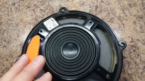 Почему хрипят (дребезжат) динамики "BOSE"