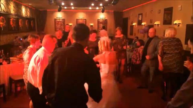 Свадьба в стиле рок-н-ролл. Юлия и Максим в ресторане "Автограф" 23.11.13 смотреть онлайн