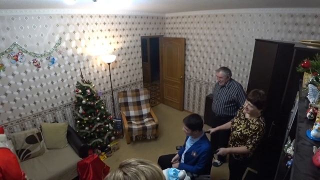 К Фёдору приехал Дед Мороз!!! смотреть онлайн