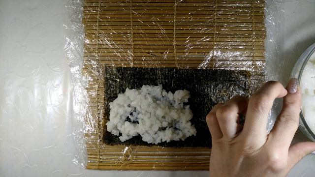 Постные РОЛЛЫ С ОГУРЦОМ / КАК ПРИГОТОВИТЬ роллы СВОИМИ РУКАМИ? смотреть онлайн