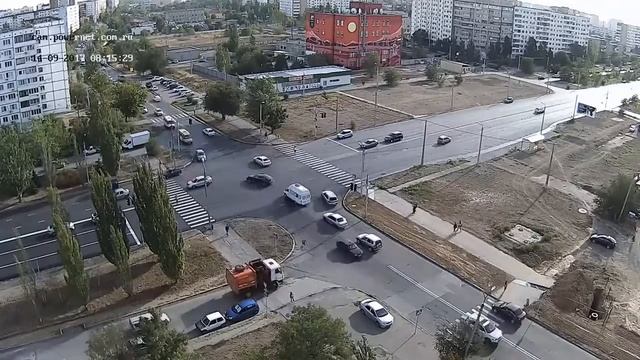 Пешеходная доступность остановки на ул. Карбышева (Волжский, 27 м/р) смотреть онлайн