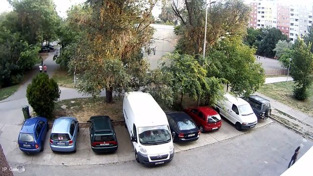 Видео Беспроводной набор видеонаблюдения IVUE W5004 1080 B4 смотреть онлайн