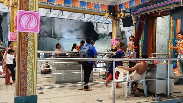 Kuala Lumpur & Batu Caves Malaysia смотреть онлайн