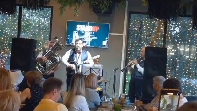 🎸"Сектор газа". Колхозный панк.ПОДПИШИСЬ НА КАНАЛ🤩На какие песни сделать каверы? Пишите в комменты! смотреть онлайн