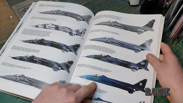 The Sepecat Jaguar: British, French & International Versions (Modellers Datafile 27) смотреть онлайн