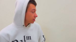 ДЕРЗКИЙ ДОКТОР ХОЧЕТ ЗДЕЛАТЬ ВСЕМ УКОЛЫ !!