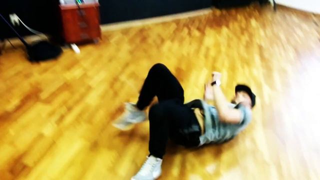 Anton Pozdnyakov [TWIGLE] Hermes Dance School смотреть онлайн