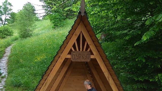 ?БУРКУТ - КАРПАТСКИЙ ИСТОЧНИК МИНЕРАЛЬНОЙ ГАЗИРОВАННОЙ ВОДЫ смотреть онлайн