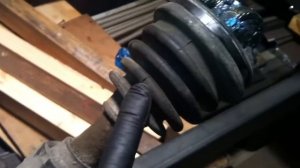 Замена левого наружного пыльника ШРУС Тойота Камри.