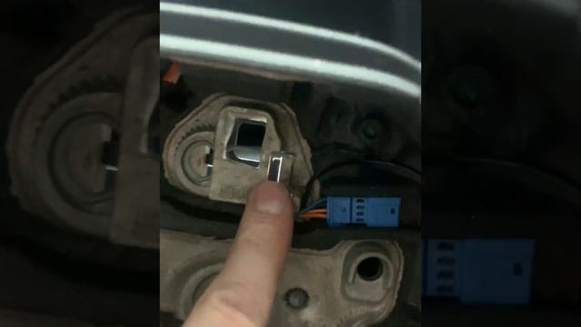 Как снять руль Range Rover L405 2017 | Как снять айрбэг | How to strip down airbag смотреть онлайн