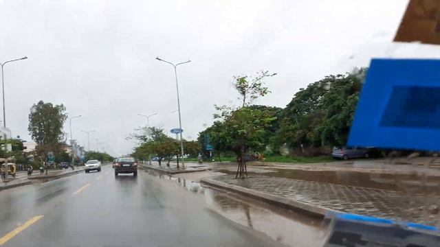 Drive to Siem Reap International Airport from Siem Reap City 04-09-2019 смотреть онлайн