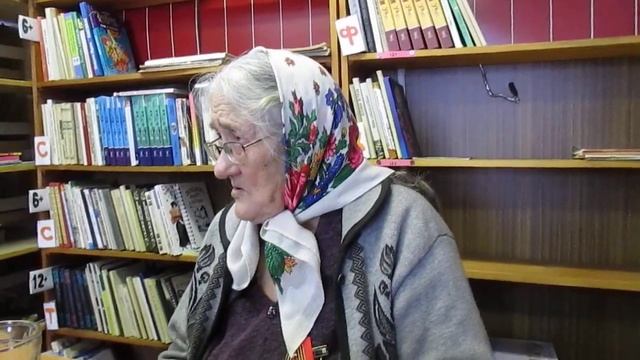 Сказка "Прялочка и веретенце". Рассказывает коми сказочница Соломония Пылаева. смотреть онлайн