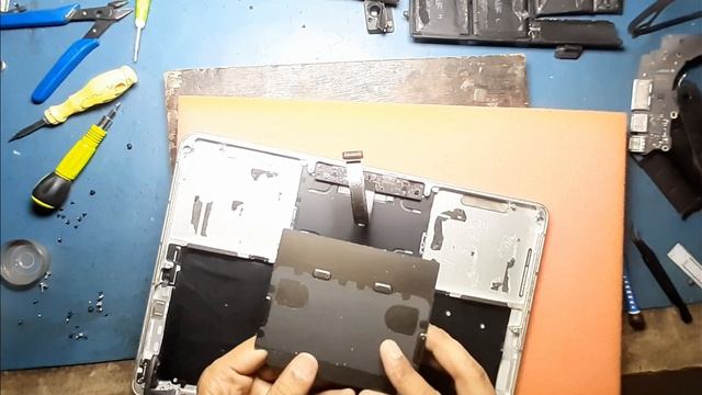 Apple Macbook Pro A1502 Keyboard Replacement Installation Guide смотреть онлайн