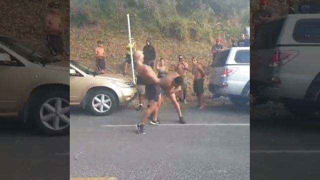 NZ FIGHTS (MPES VS 2 ODAWGZ) TGA FIGHTS EASTEAST!! смотреть онлайн