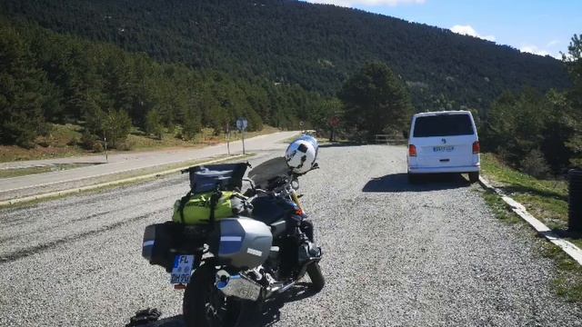 BMW R1250R aiming for the Costa Brava 2023 April смотреть онлайн