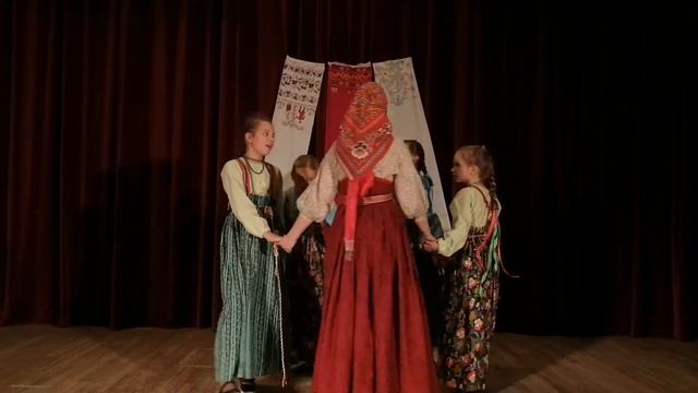210 Фольклорная студия Грушица Г о Подольск п Молодёжный На зорюшке снег напал смотреть онлайн