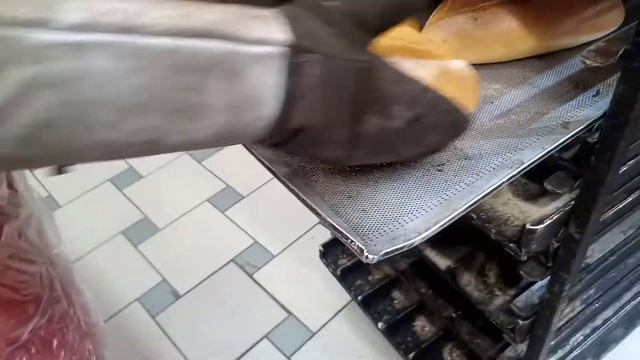 Отладка технологии выпечки в подовой печи Salva. смотреть онлайн