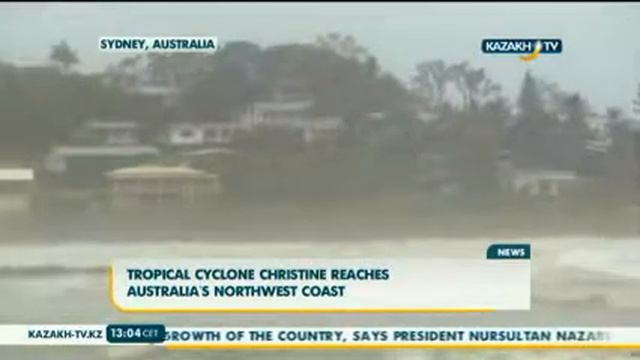 Австралия жағалауына тропикалық «Кристин» циклоны жетті смотреть онлайн