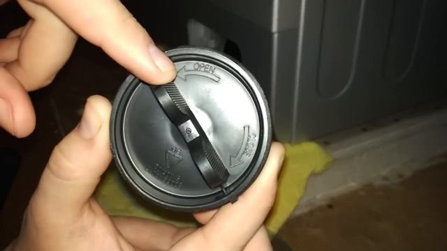 Чистка фильтра дренажного насоса в стиральной машине LG E10B8ND5 смотреть онлайн