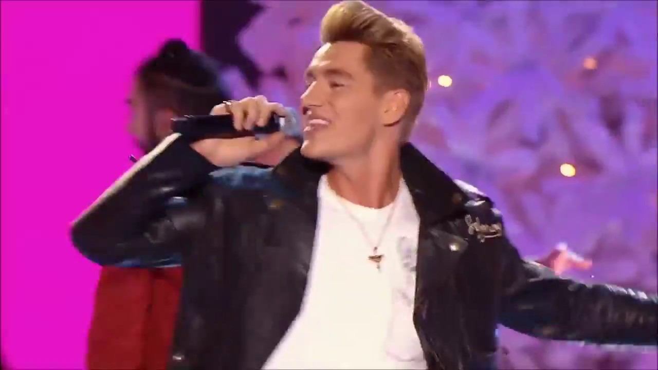 Алексей Воробьев и Френды - "Я тебя люблю" Русское Рождество в Крокус Сити Холл смотреть онлайн