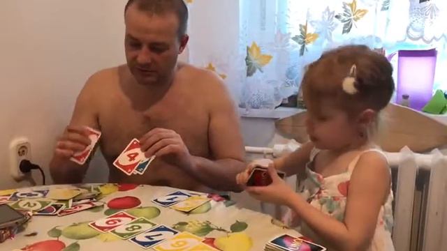Играем с дочкой смотреть онлайн