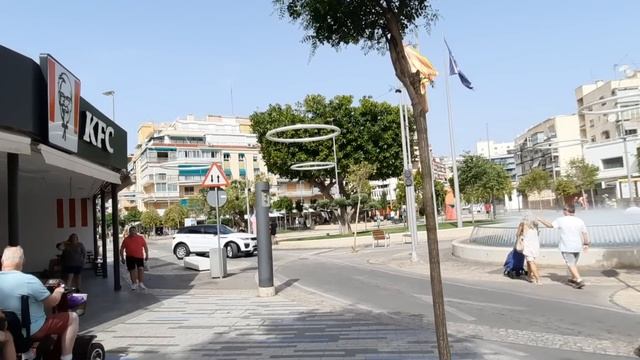 Benidorm on Sunday - BUSY as it never was! July 2022 #benidorm #benidormonsunday #benidormana смотреть онлайн