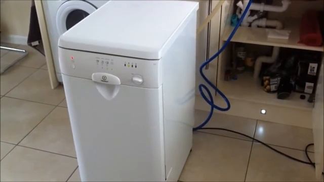 Indesit D41 Slimline Dishwasher смотреть онлайн