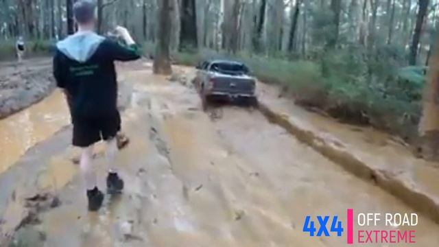 Ranger Vs Amarok 4X4 Off Road Extreme Drivers Power Speed and Performance Which is Better? смотреть онлайн