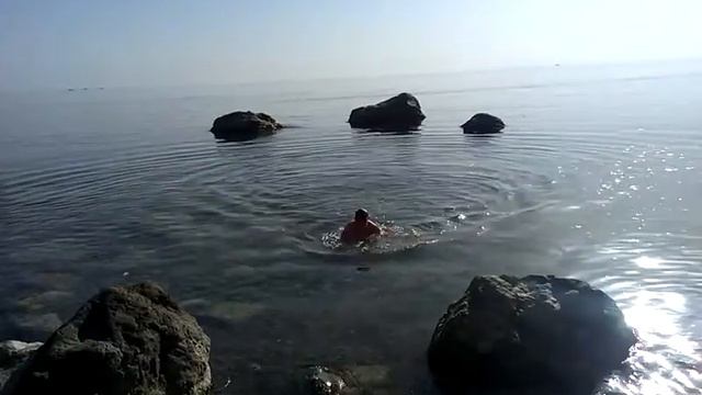 Крым. Один из пляжей Инжира. 1 мая 2017 смотреть онлайн