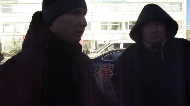 На Свердловском тракте, 9 в Челябинске полиция запретила работы "Челябгорсвету" смотреть онлайн